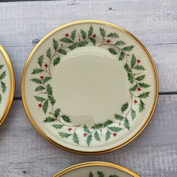 Lenox‎ Holiday Dimension Salad Plates Set Of 4 Holly Berries Gold Trim Lot #2 - Picture 3 of 11